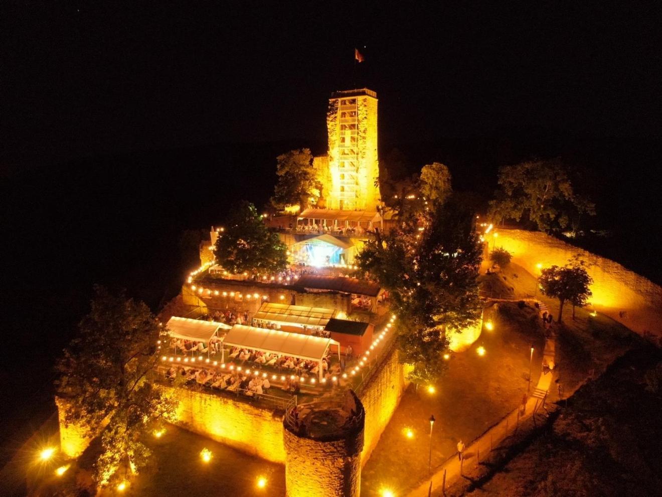 Hotel Goldbaechel Wachenheim an der Weinstraße Esterno foto
