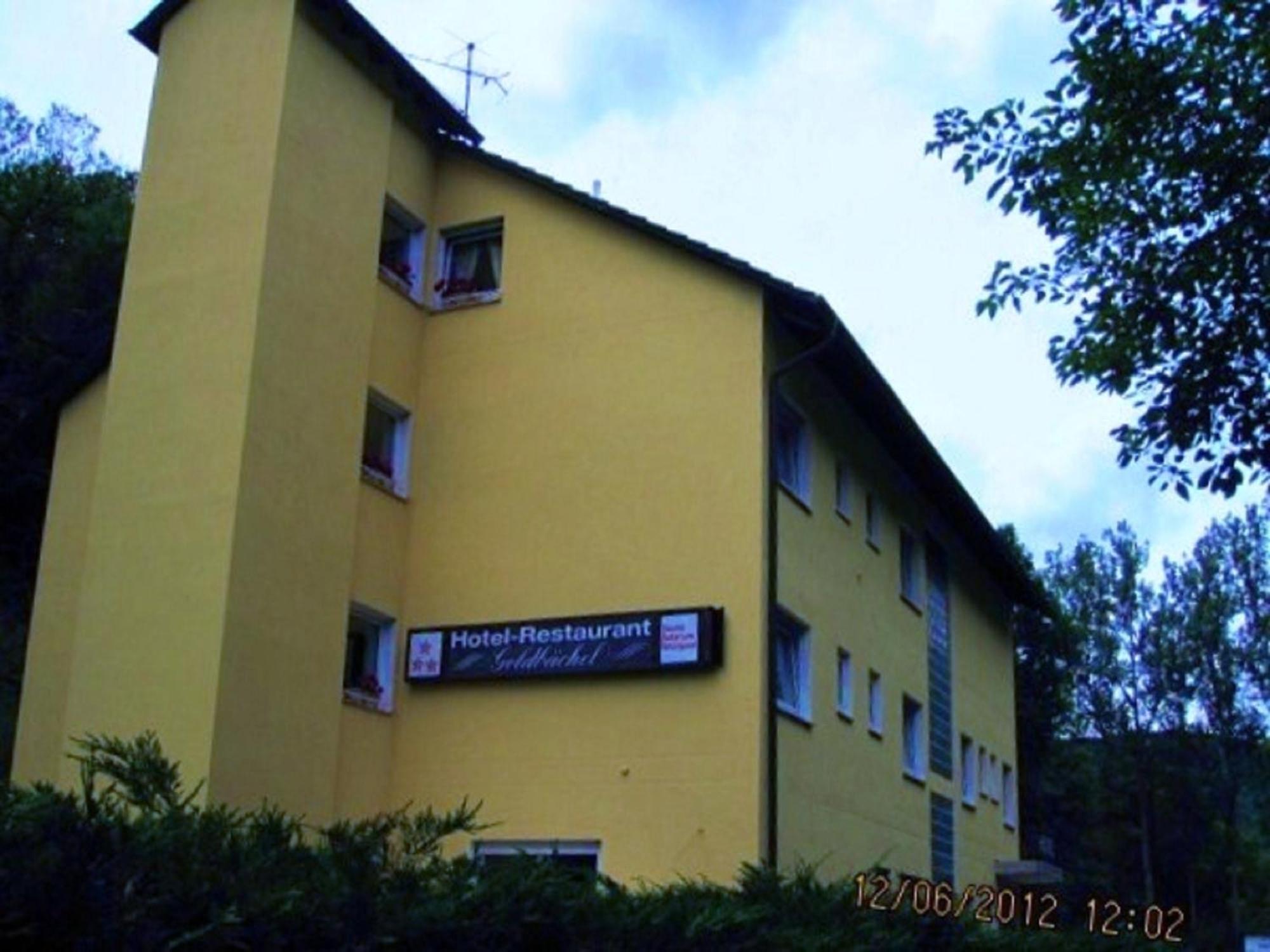 Hotel Goldbaechel Wachenheim an der Weinstraße Esterno foto